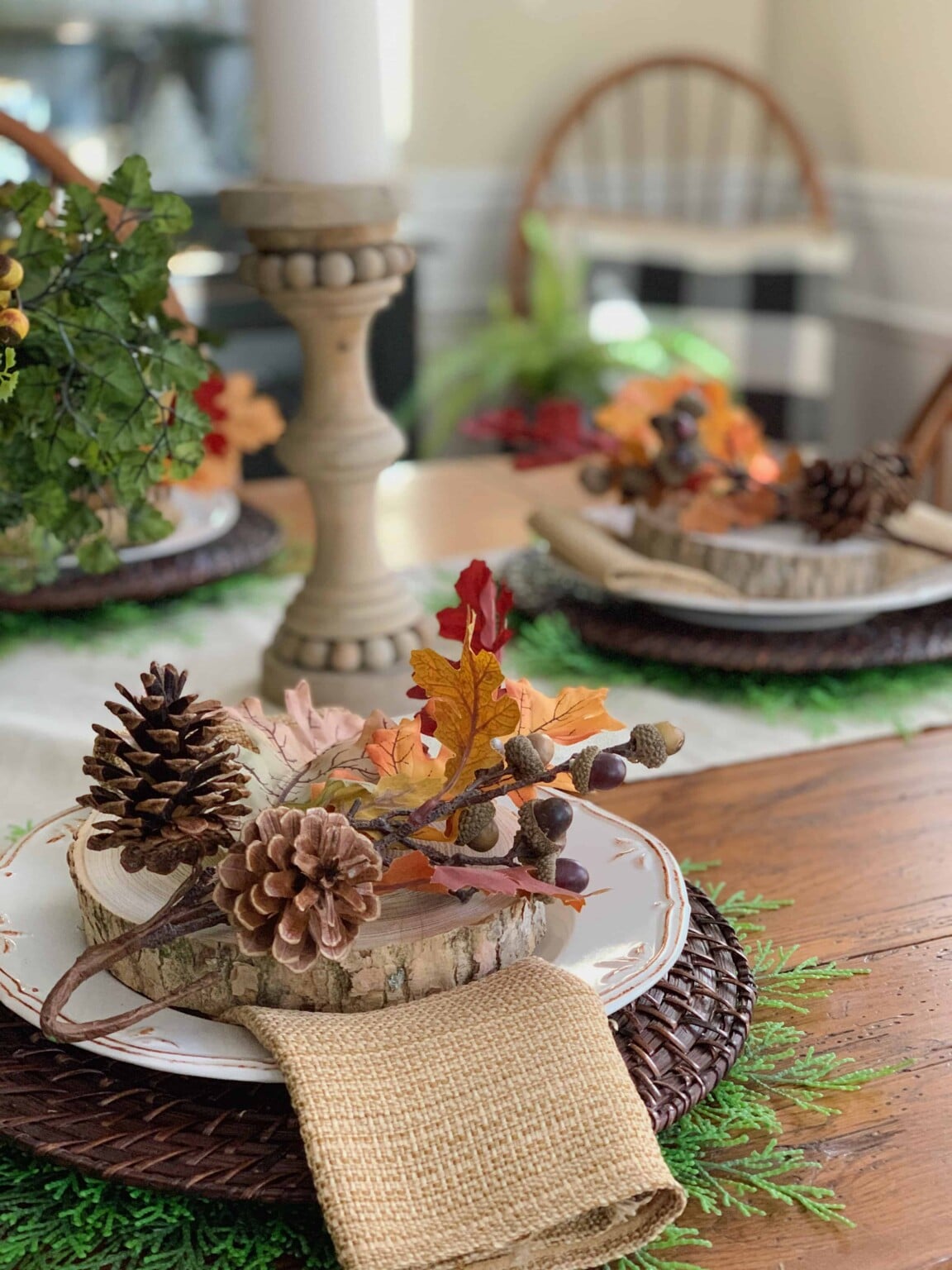 Cozy Rustic Farmhouse Table Decor for a Classic Fall Look - Bricks ’n ...