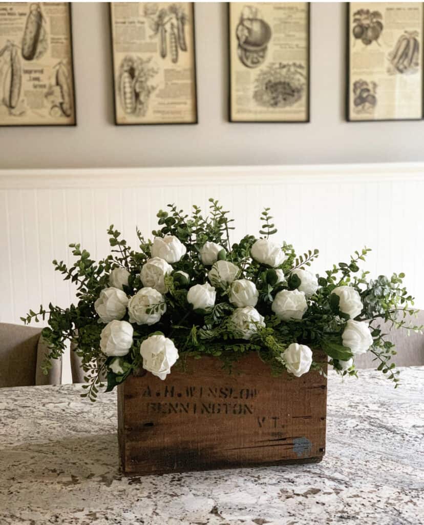 Create Stunning Centerpieces for Your Dining Table with These Effortless Ideas - Bricks 'n ...