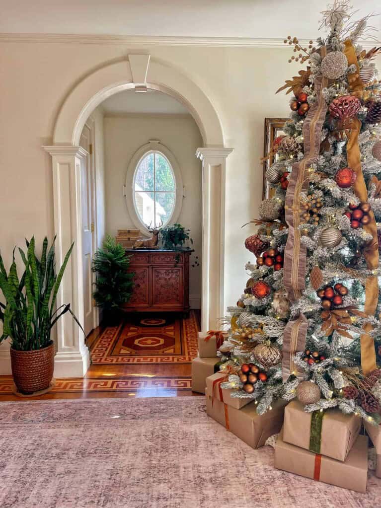 How to Seamlessly Decorate for Fall and Christmas Before Thanksgiving ...
